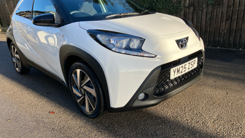 Toyota Aygo X 1.0 VVT-i Edge 5dr Auto Petrol Hatchback